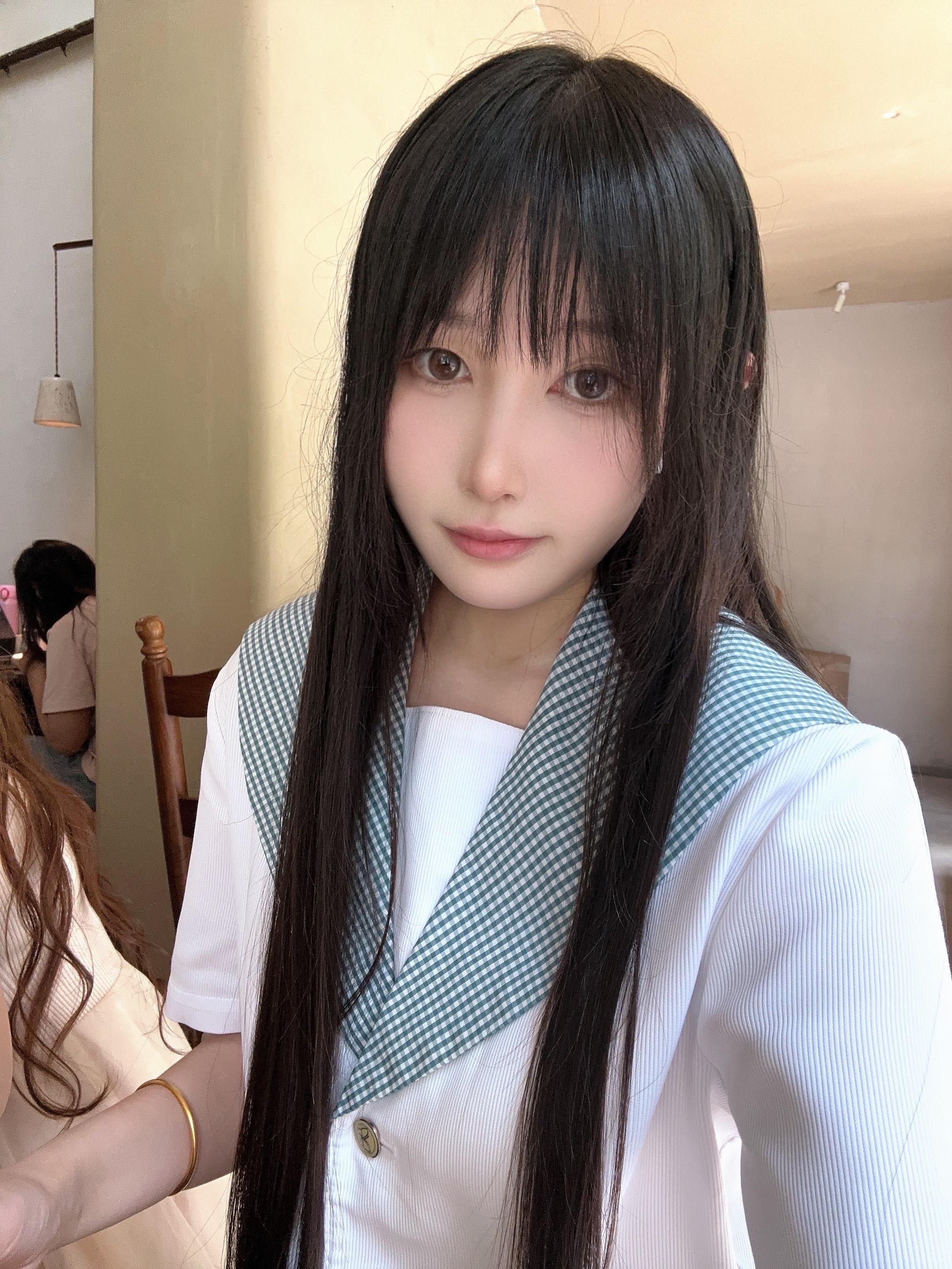 芭菲。