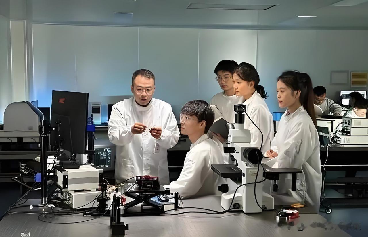 生物工程真的很难找工作吗?生物工程不是找不到工作，是找不到本科生想要的工作
网上