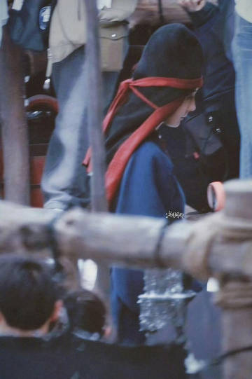 杨幂鲜卑风帽造型杨幂鲜卑风帽路透造型 杨幂鲜卑风帽路透造型 