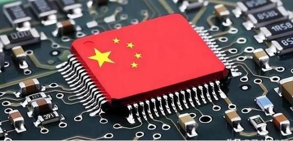 “芯片不如美国，机床不如日本，汽车不如德国，电视不如韩国，飞机不如法国，奢侈品不