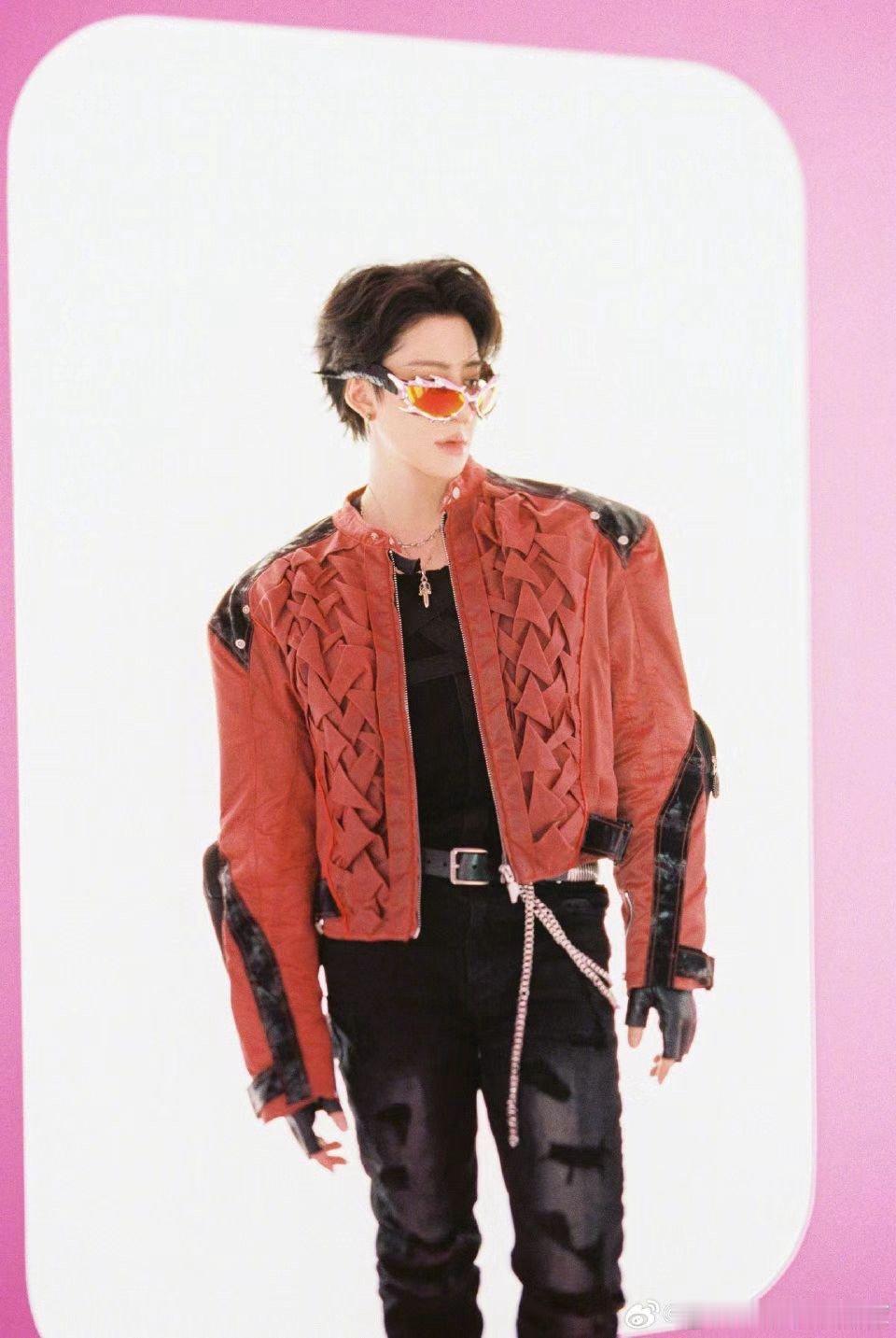 把Mike留在内娱千万不要放过他 从剧到直播全程中文输出，Mike这闯中态度我给