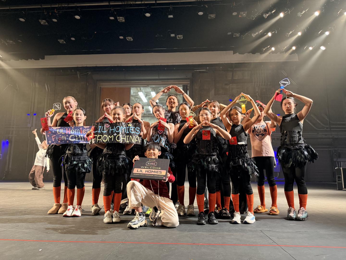 亮相VIBE世界街舞大赛,成都少年舞团让海外观众感受四川文化