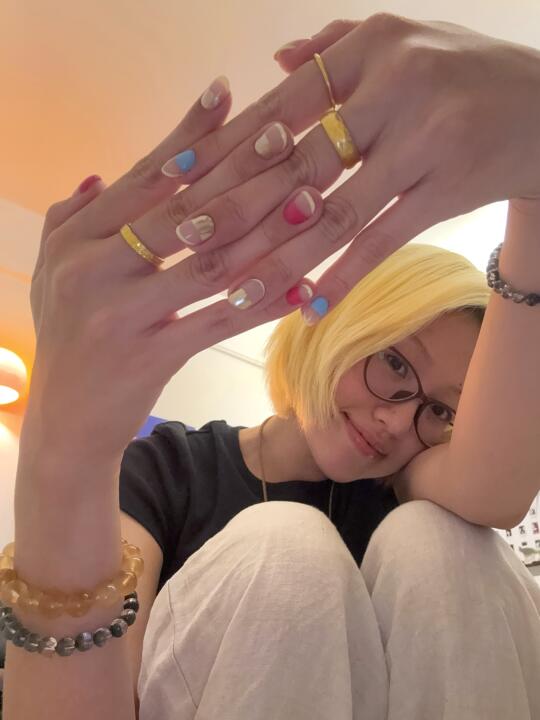 夏日美甲💅换了短甲简洁又漂亮～