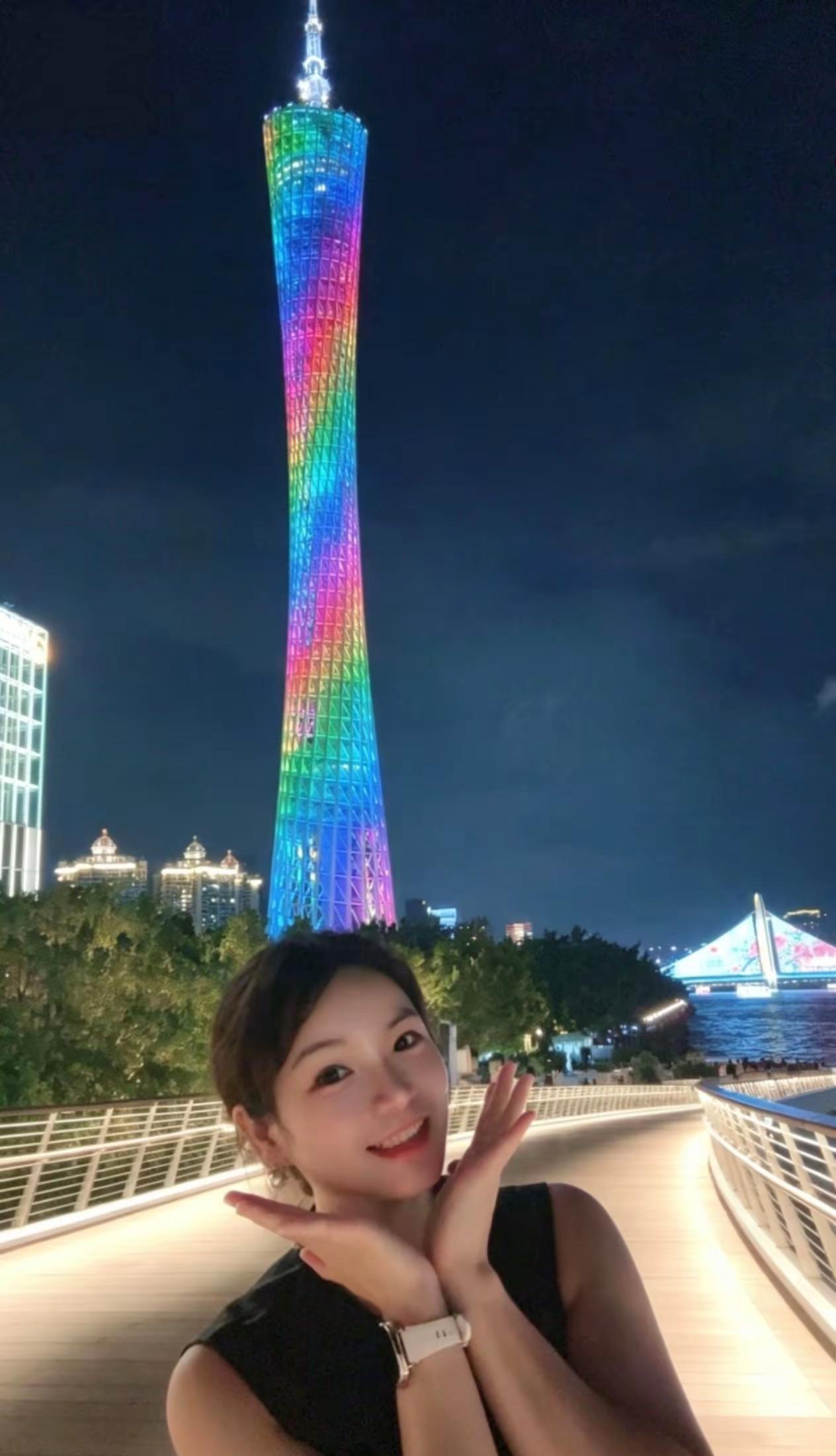 有些风景，不能被收藏，只能亲身感受总要来一趟广州塔看看小蛮腰吧