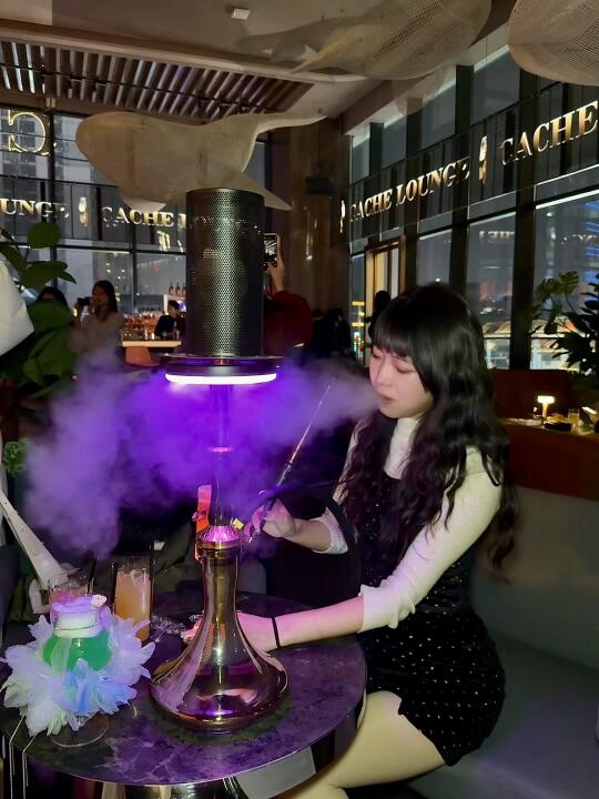在长沙！找到了超chill的水烟bar！