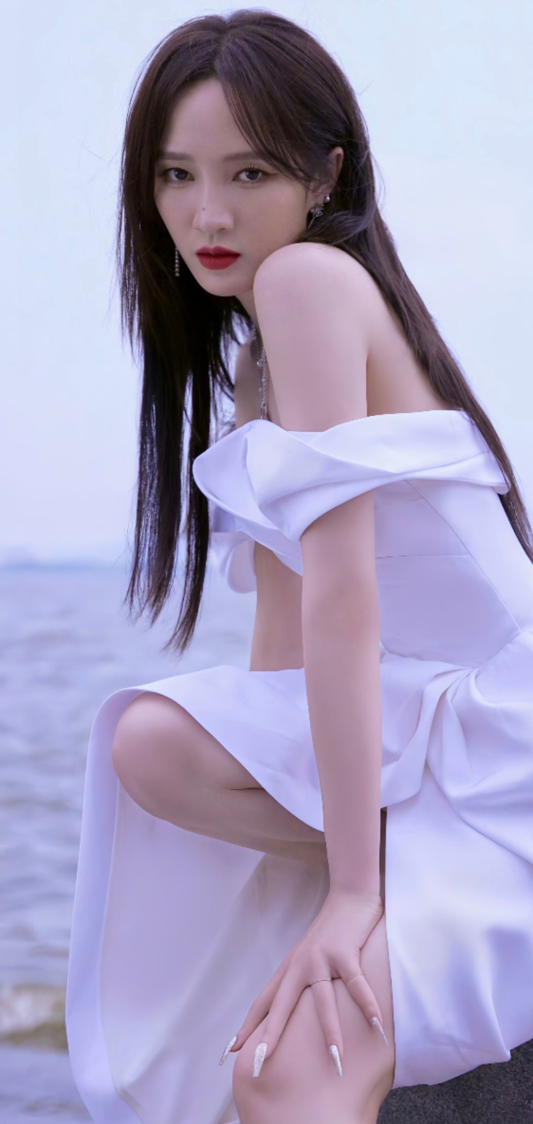 曾沛慈徐梦洁孟佳川西自驾游曾沛慈徐梦洁孟佳真去川西了孟佳，内地女歌手、舞者、演员