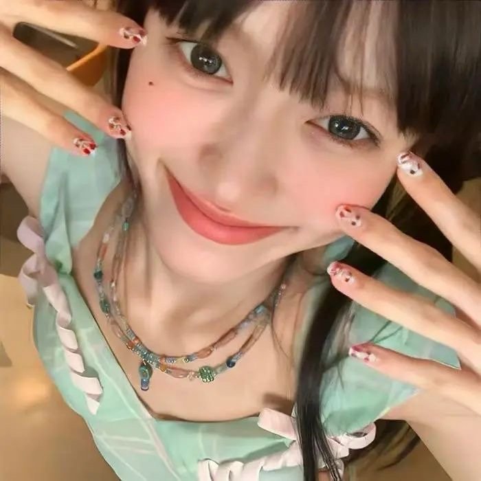 𝗛𝗮𝗽𝗽𝘆 𝗗𝗮𝘆  ˂ ᵒ͜͡ᵏᵎ⁾这么多年唯一没变的就是和在