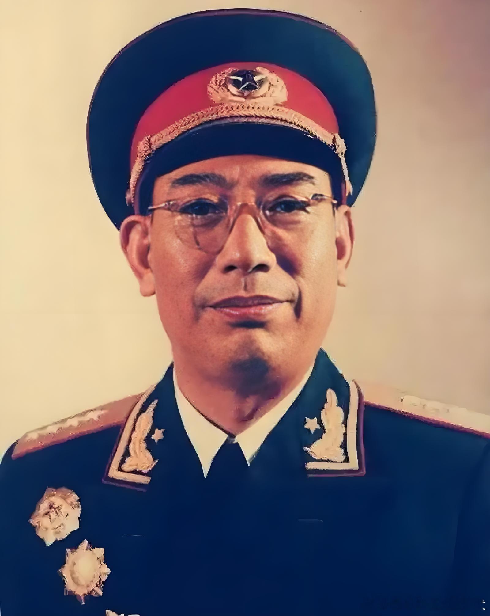 许光达（1908-1969），湖南长沙人，开国大将。1925年加入中国共产党，参