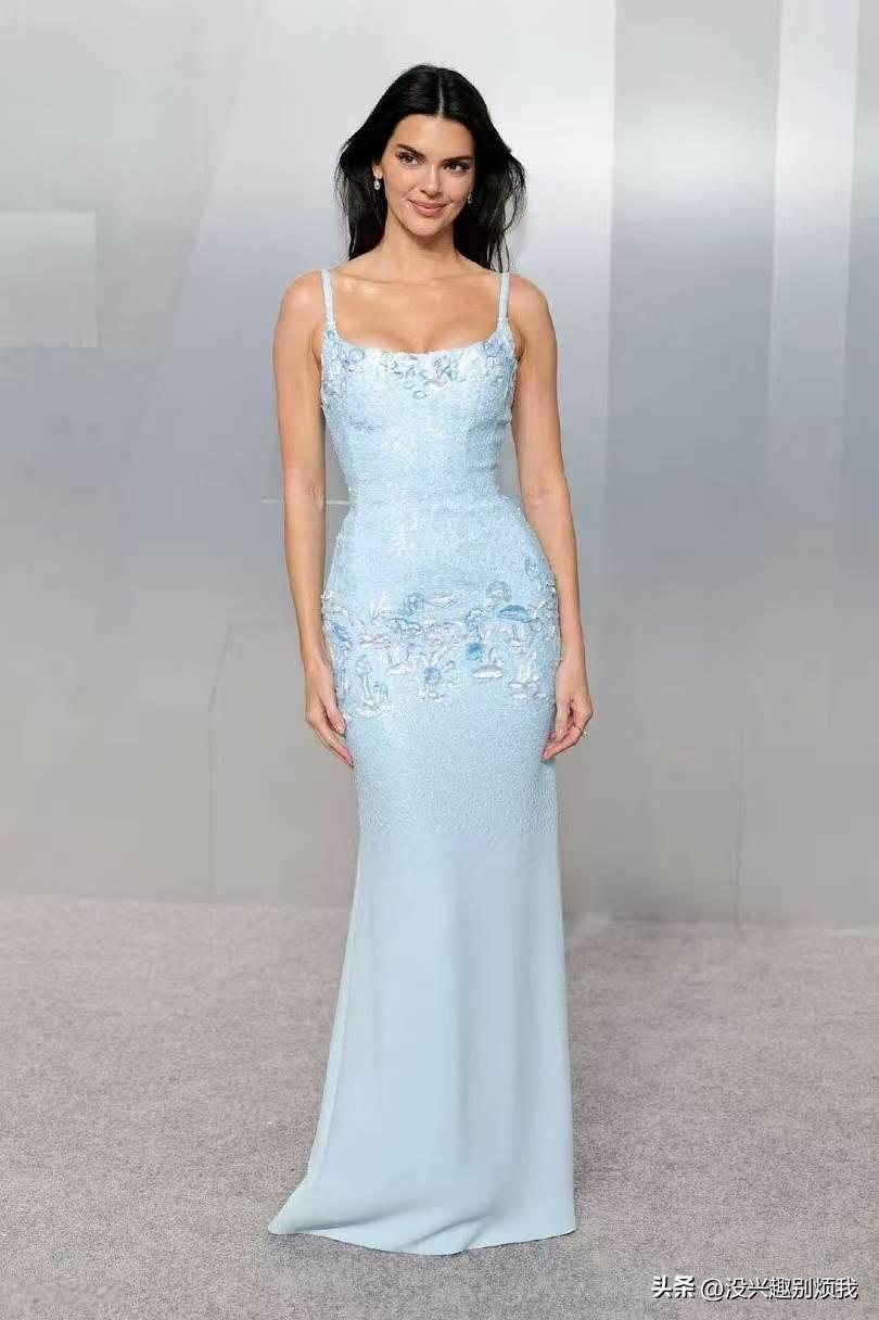 Kendall Jenner的完美身型真是让人羡慕