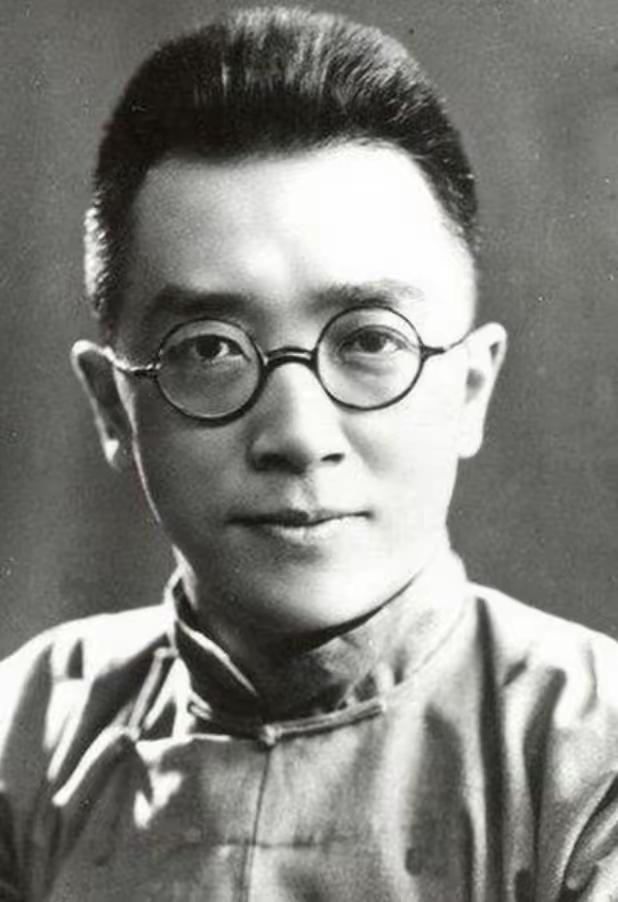 1948年，胡适收到最后通知：只要他拒绝跟蒋介石退到台湾，仍可保留北大校长职务。