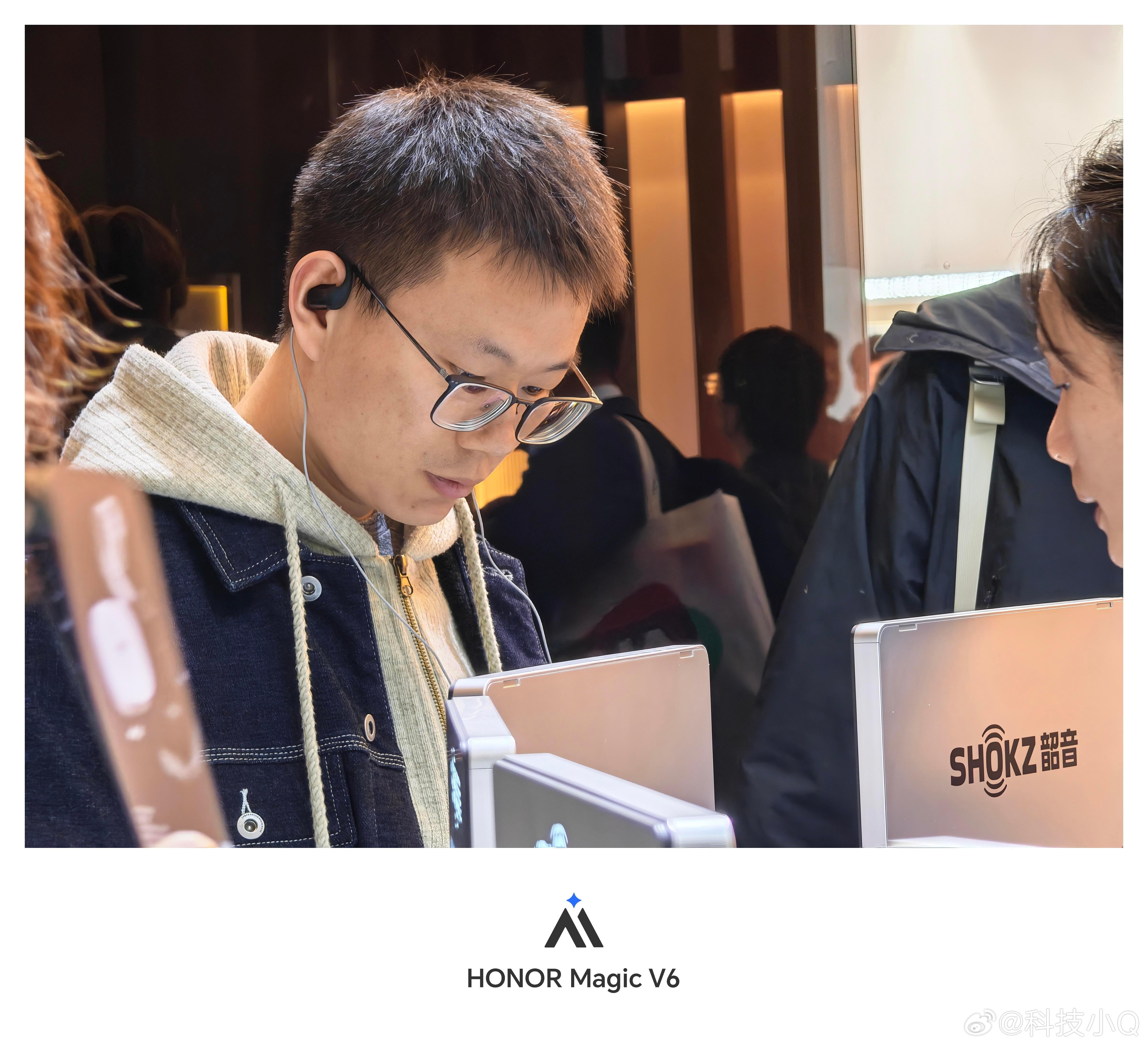 AWE2026有哪些亮点在韶音展台，最吸引人的就是这支OpenFit Pro啦，