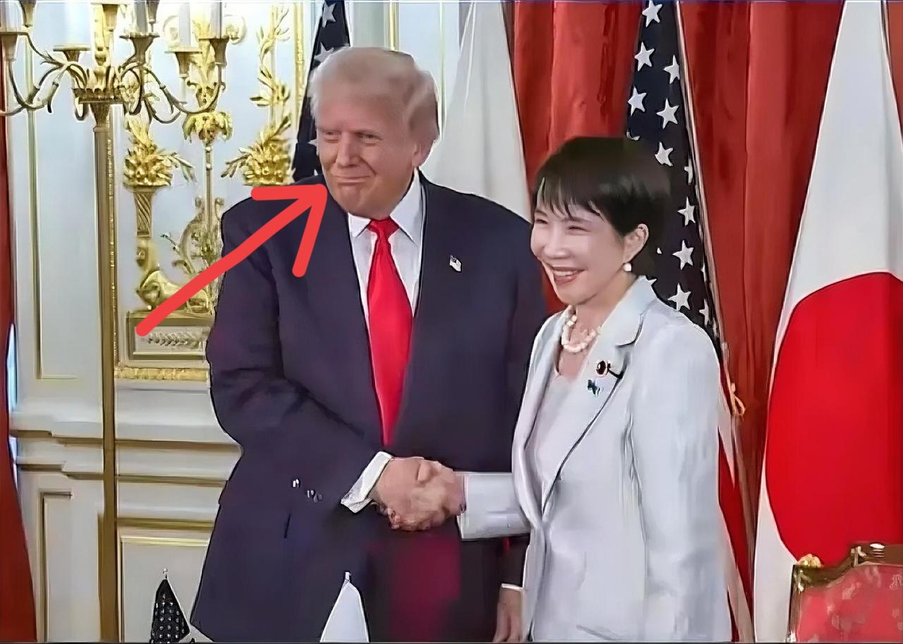 据彭博社最新消息，
中方突然禁止对日本出口了，
尤其是这类产品，日方可能承受不起