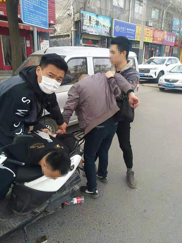 之前刷到合肥这起案子的时候，我整个人都看愣了。
合肥蜀山那名男子本来是冲着所谓“