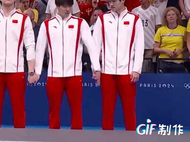 潘展乐你。。。 ​​​