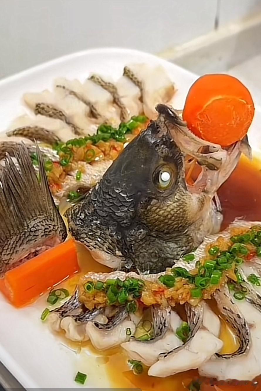 了不起！这几样看起来很好吃很高级的菜品，竟然出自一个孩子之手，你信吗？

看来做