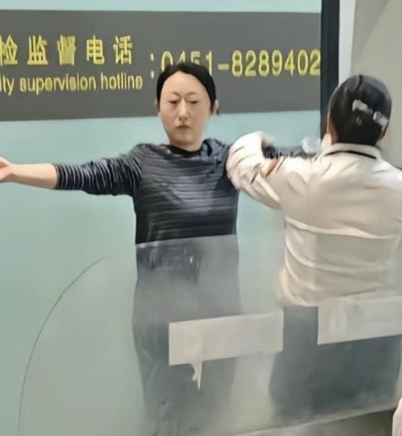 吃瓜，瓜来了！！哇塞，这才是抖音“汤圆妈”真容，完全没想到
