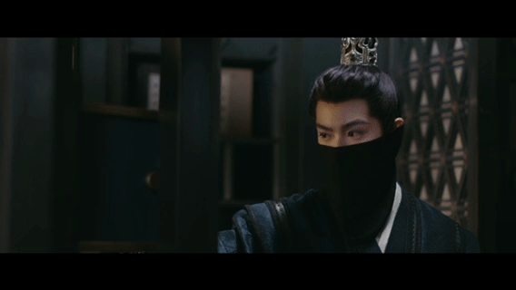 丁禹兮怎么摘下面巾更好看了 武力值与颜值双在线说的就是卫韫！清澈而锐利的眼神完全