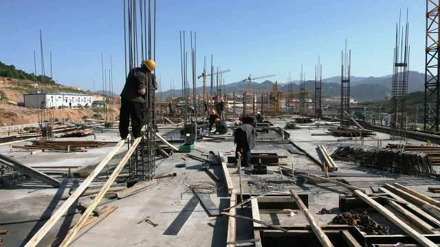 现在已经能看到，中国经济将要再次腾飞：等打完仗，身位基建狂魔的中国建筑公司真的要