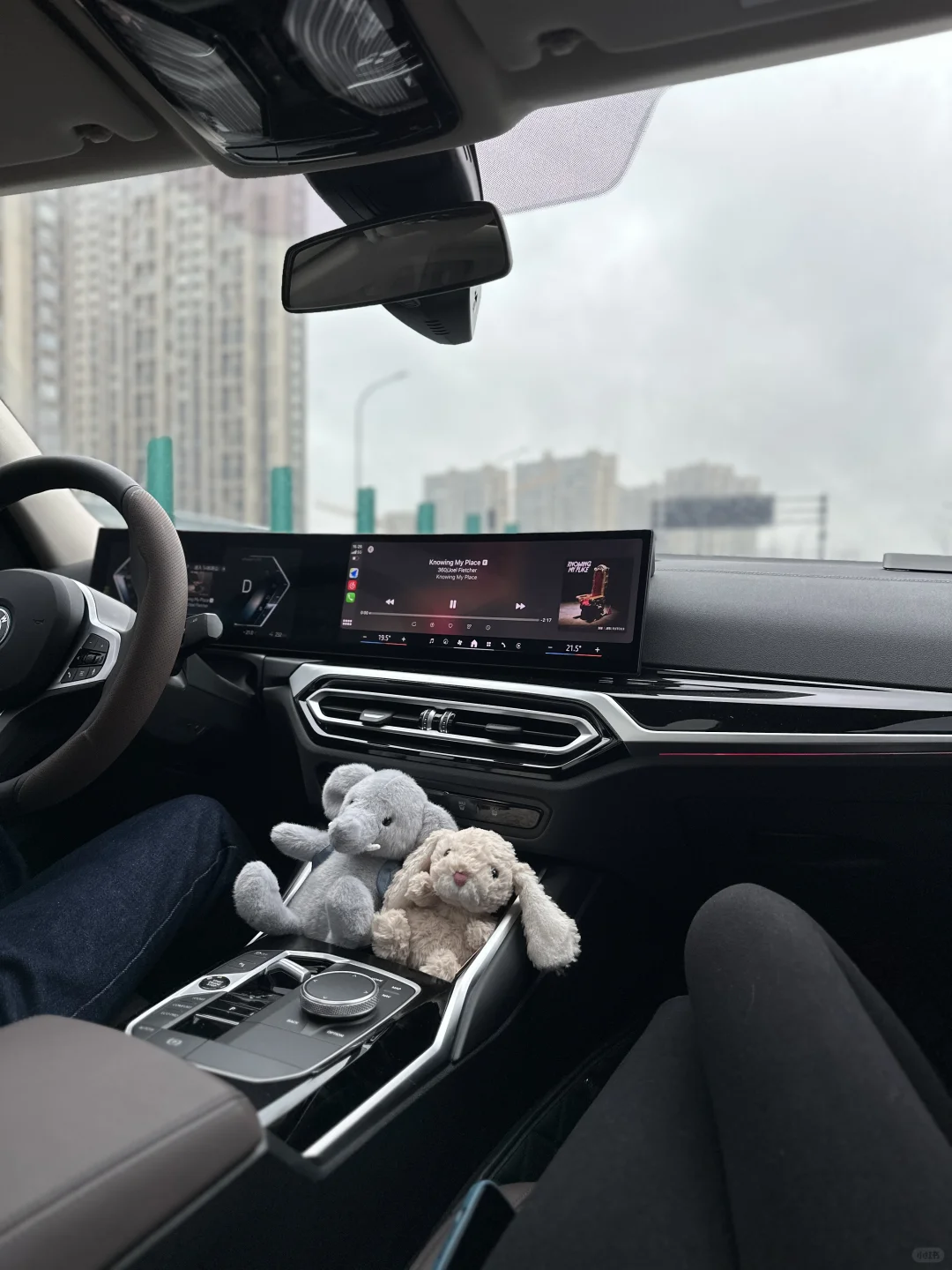 jellycat yummy兔兔🐰背包小象🐘