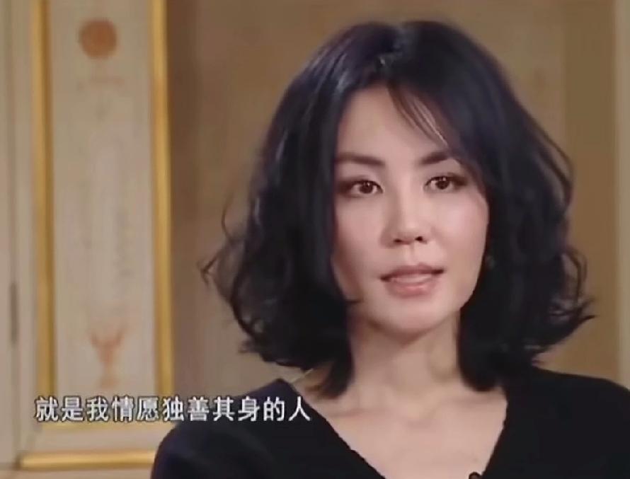 原来李亚鹏和王菲当初办嫣然基金会时，王菲是不愿意办的，她的想法是给自己女儿治好了