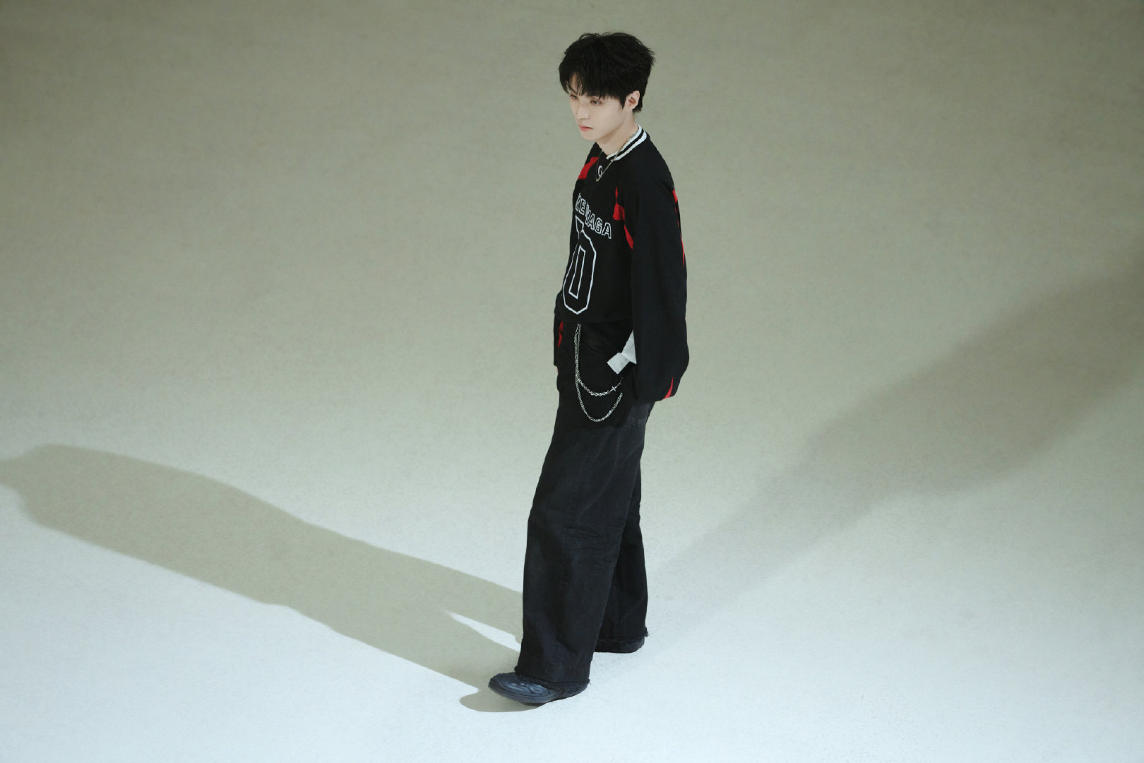 王俊凯演唱会票价小巧思 921是独属于王俊凯和粉丝生日约定不止舞台用心，票价设计
