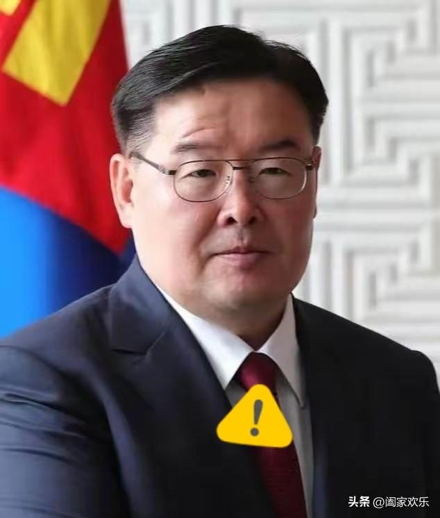 总理，辞职了。
就在昨天，蒙古国国家大呼拉尔正式批准了总理赞登沙特尔辞职，74%