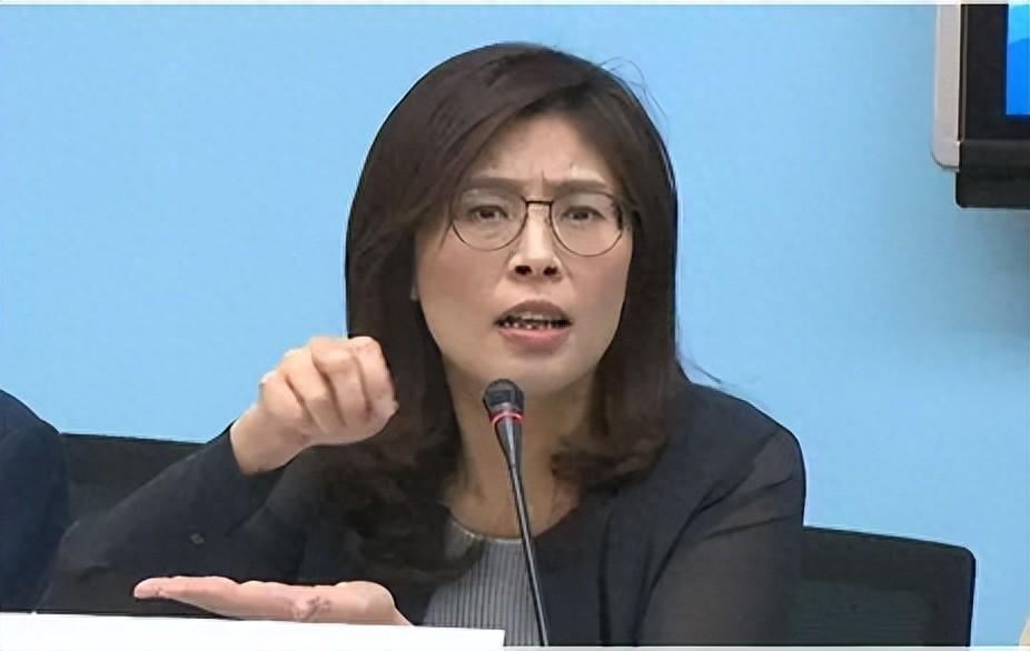 最新民调出炉！蒋万安夺冠，郑丽文垫底，国民党又要变天了？
-
岛内最新民调结果出