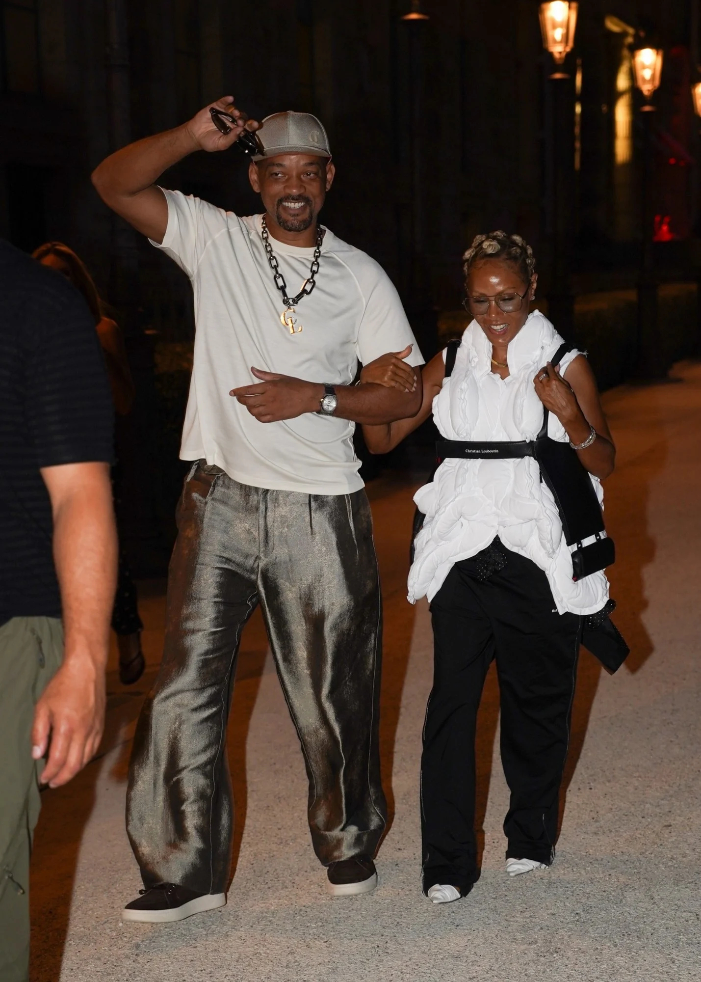 Will Smith和妻子Jada Pinkett Smith 26日巴黎外出晚