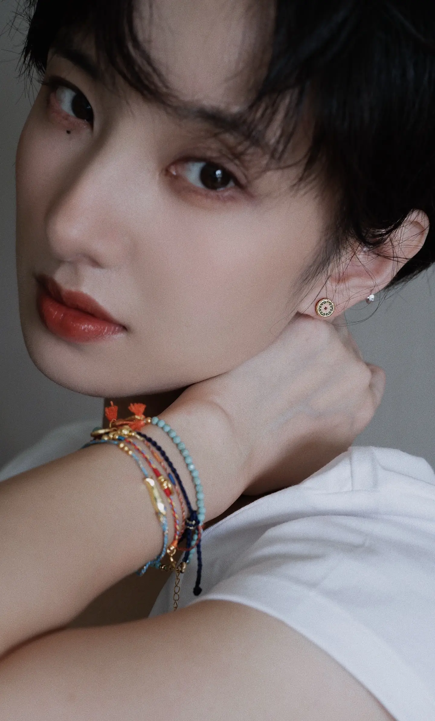 一点点手腕上的点缀