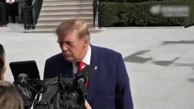 记者质疑特朗普：“你难道忘了是普京发动的战争吗？”
特朗普：“我了解细节，行吧？到时候我会把它们公布