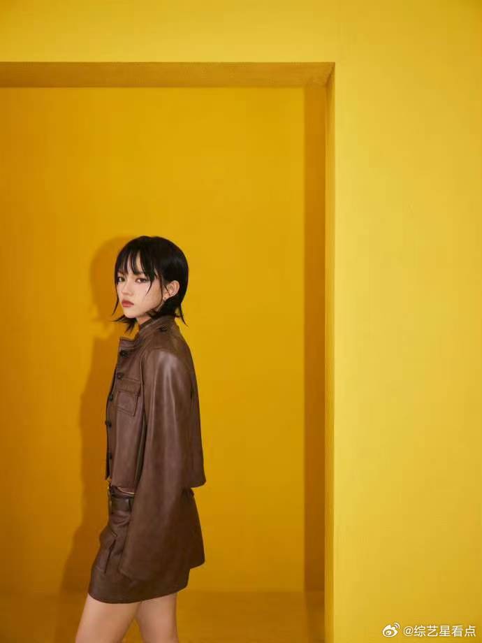 兰西雅真的瘦了好多兰西雅瘦出轮廓了 兰西雅真的瘦了好多！整个人状态直接飞升，颜值