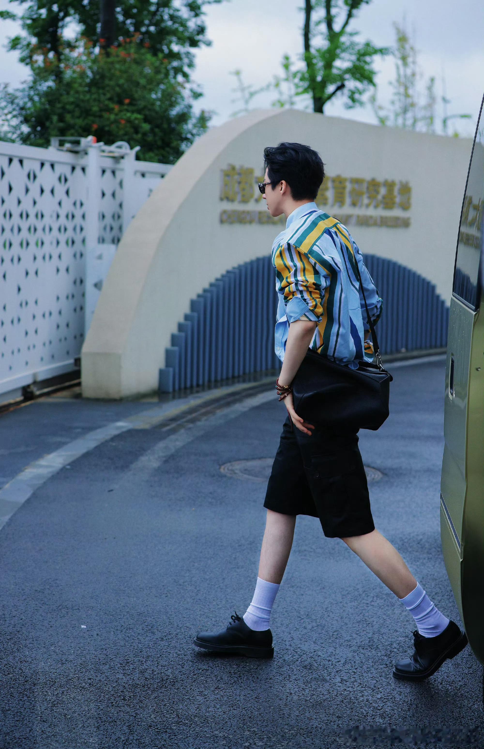 刘宇宁高原 | 刘宇宁铁证刘宇宁，你拥有五湖四海的爱，它们从四面八方而来！