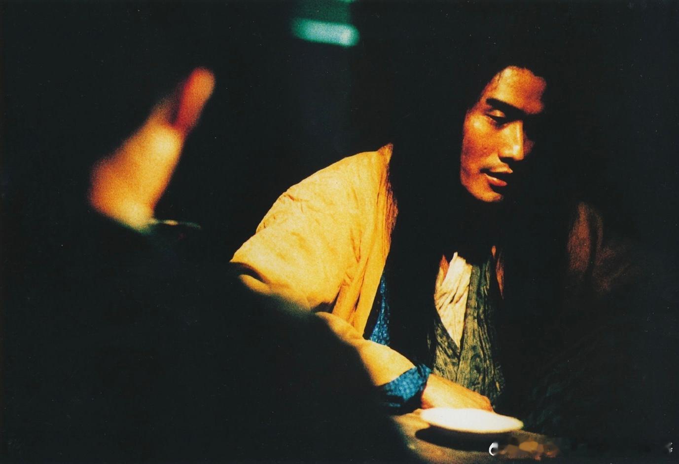 梁家辉演欧阳锋  射雕长预告  可算等到了！徐克导演下，梁家辉必定能将西毒的独特