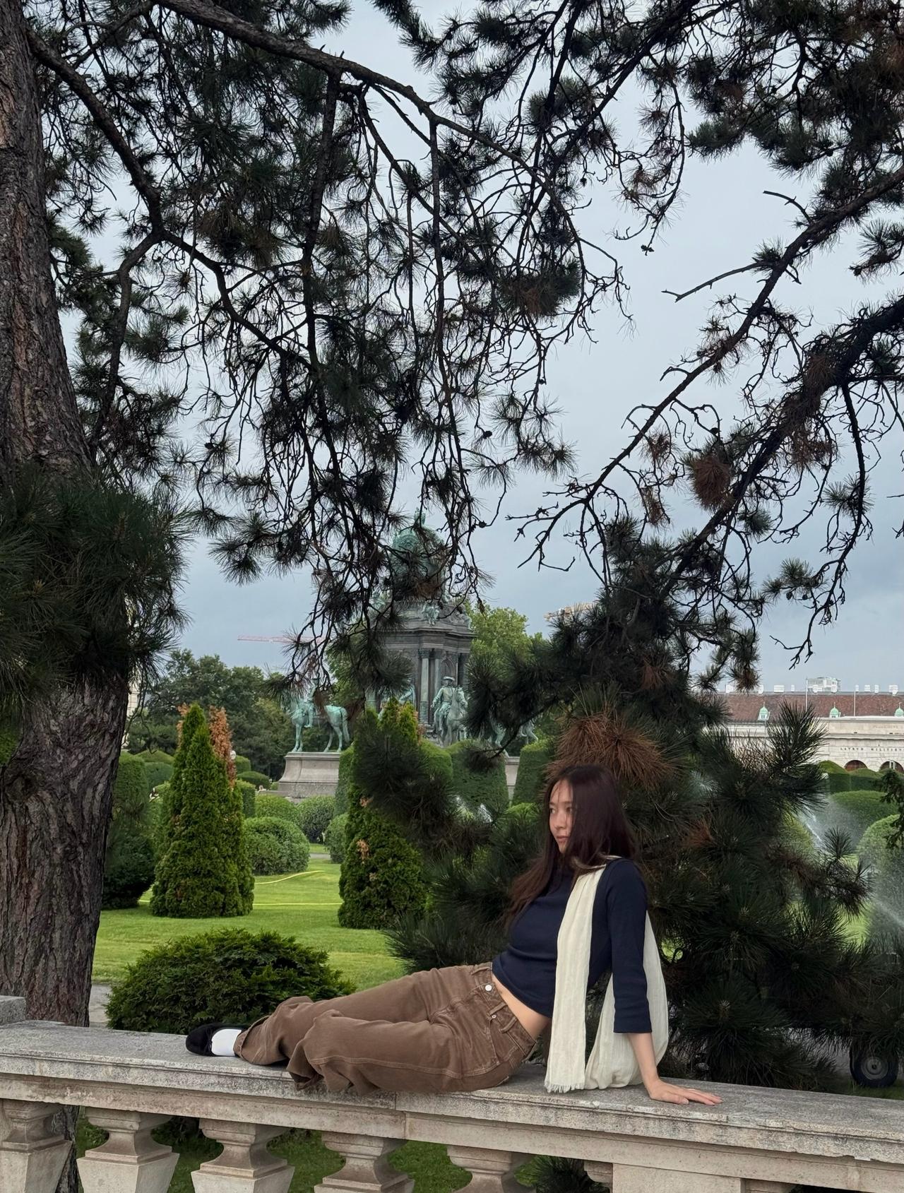 💎郑秀晶 
260910 vousmevoyez IG更新
🕊️ ​​​