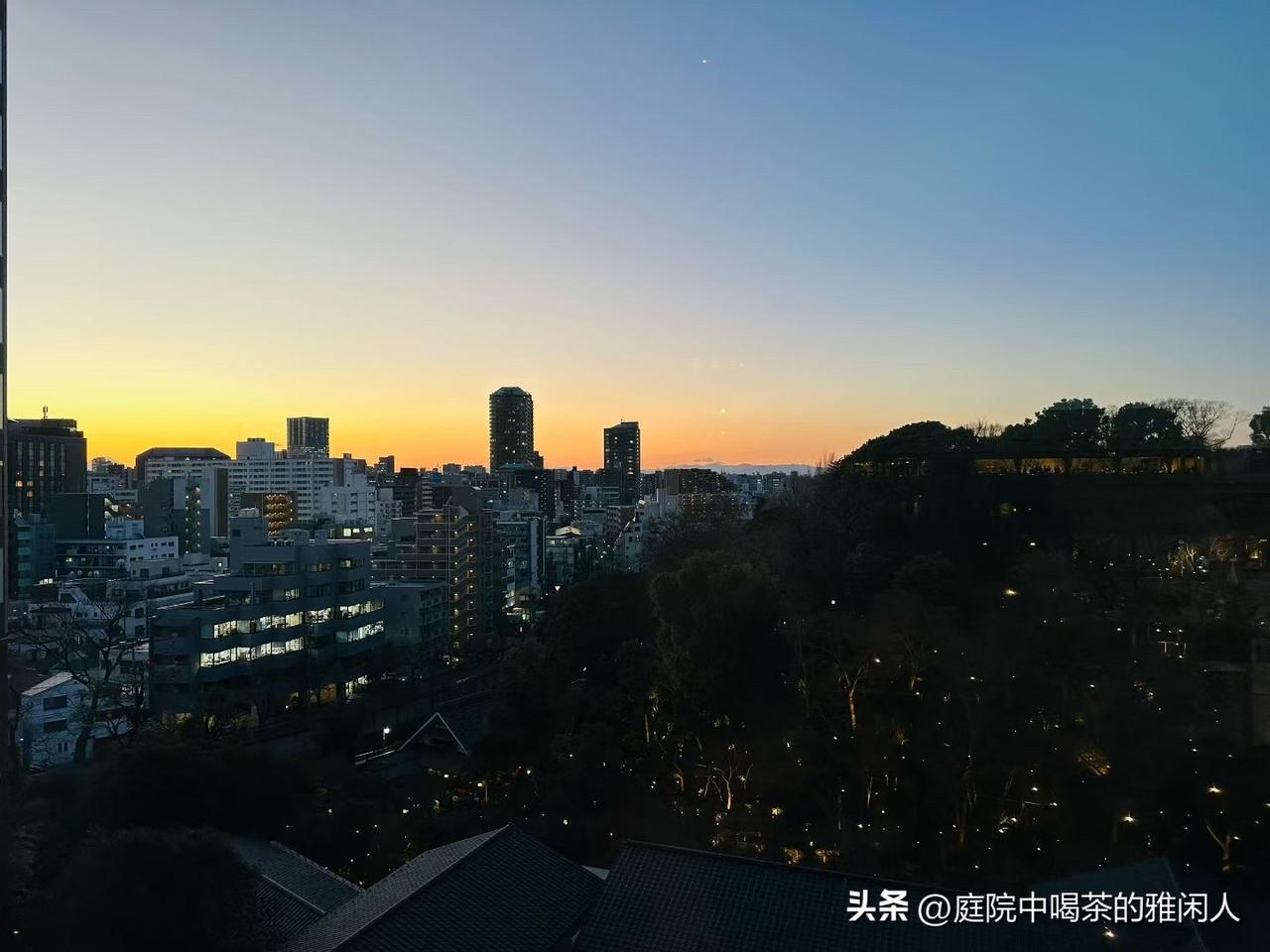 花光了所有的积蓄，给儿子买了婚房。
当初为了能让一家人住得舒服，特意买了一套三室