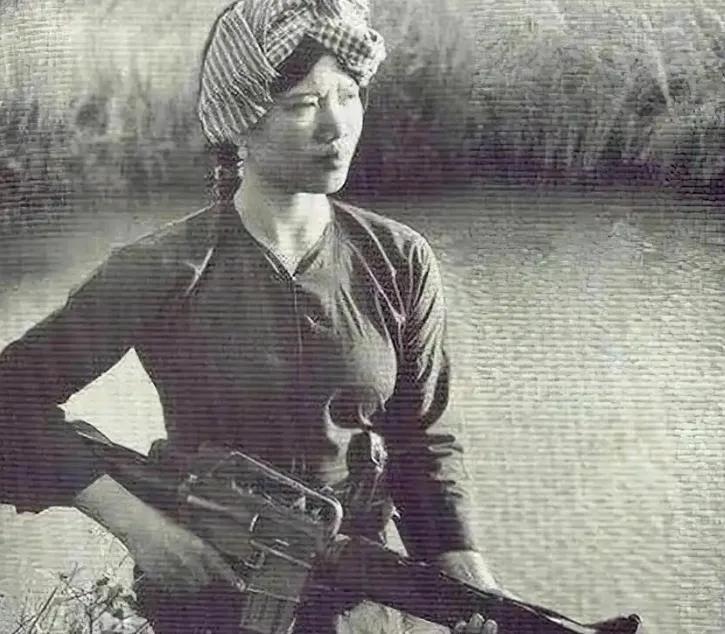 1975年，几十名美军士兵，惨死在越南美女特工阮文慧手下，她的名字自带杀气，在越