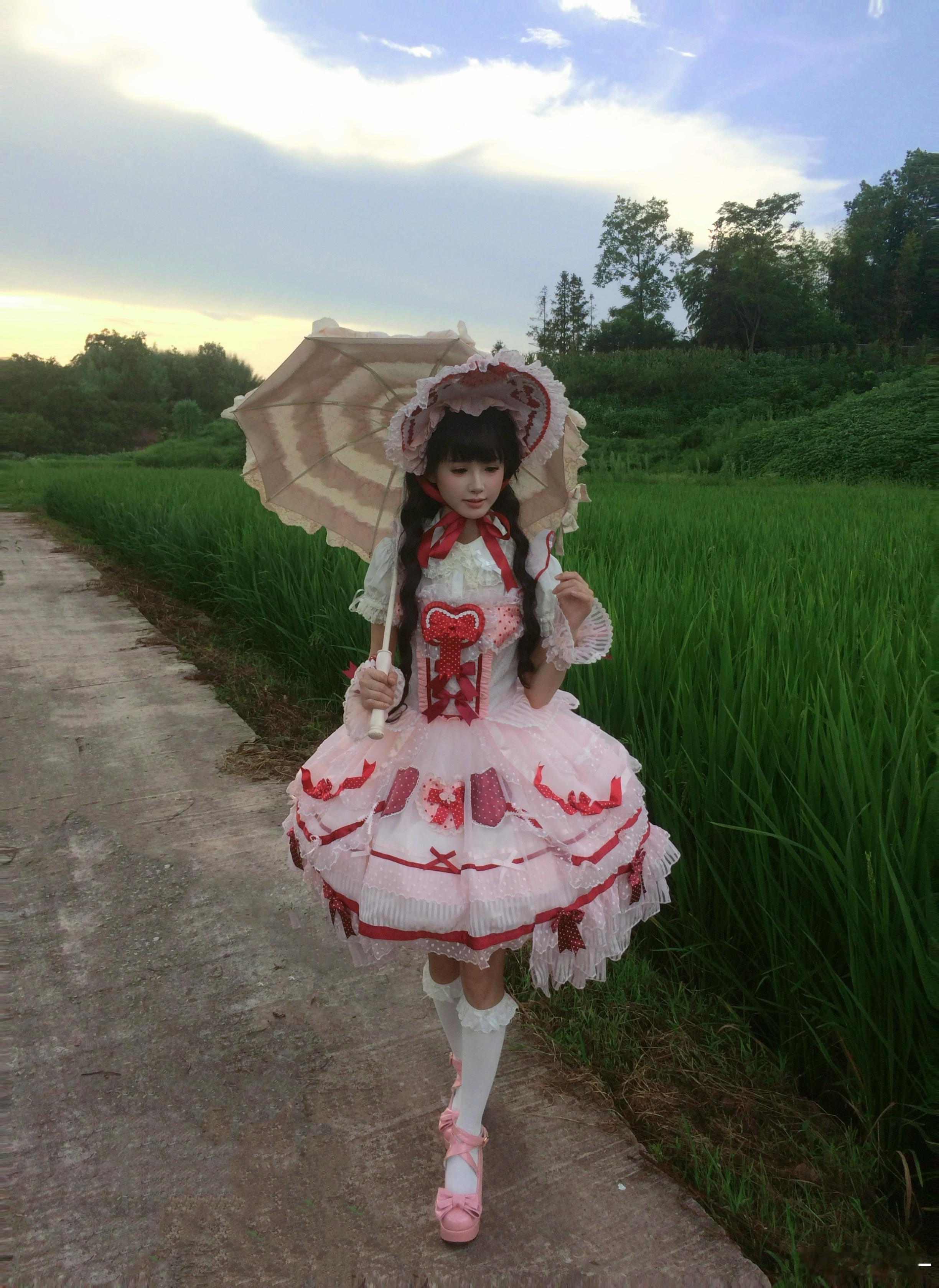 “不管怎样 我想告诉你 多亏了你 我变得幸福了” ​​​