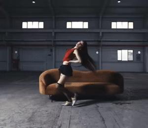 奔向四月素材： ​​​
