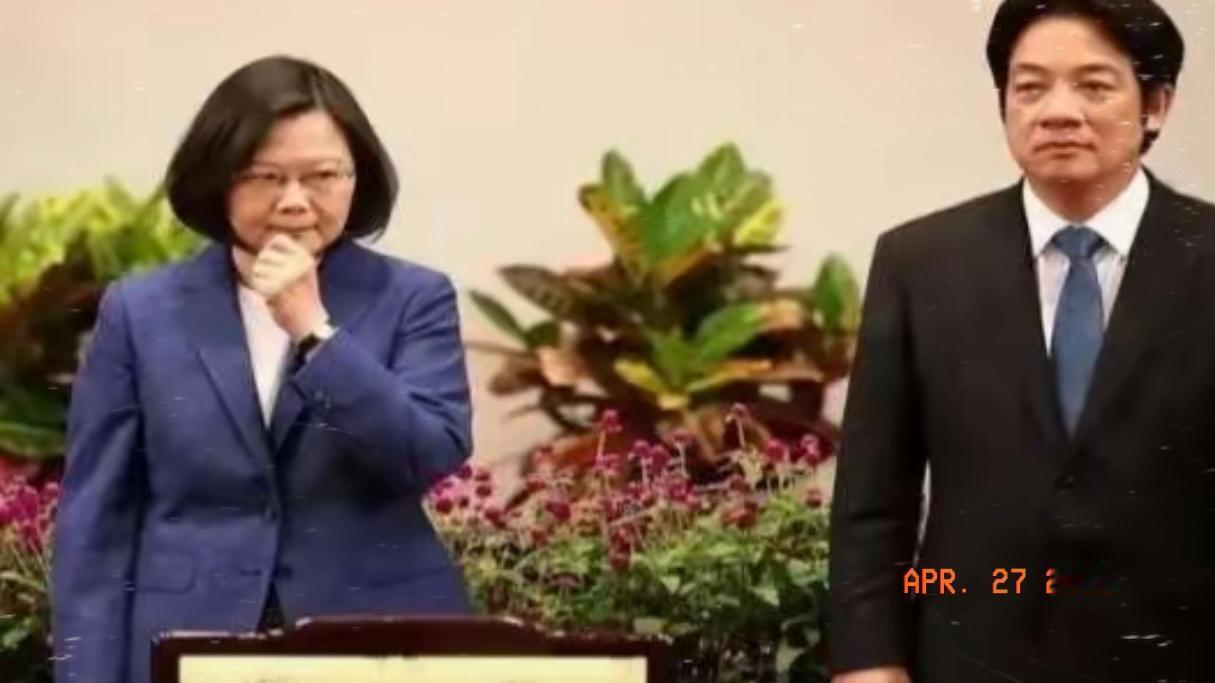 自断后路？蔡英文警告大陆：谁也无法阻挡台湾“立国”。在蔡英文当局时，为了谋求“台