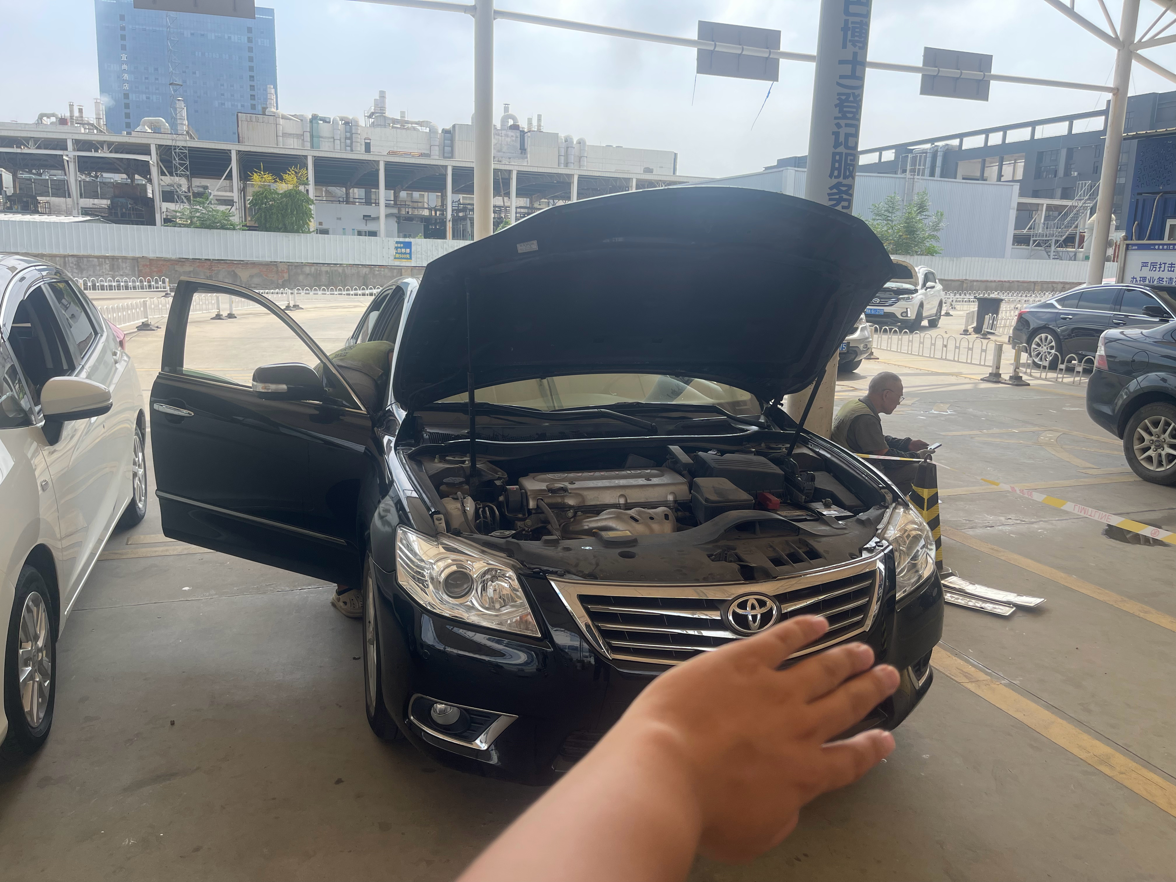 2011年丰田凯美瑞已售，即将服务于广西南宁人不来，直接办理手续  这份信任 真