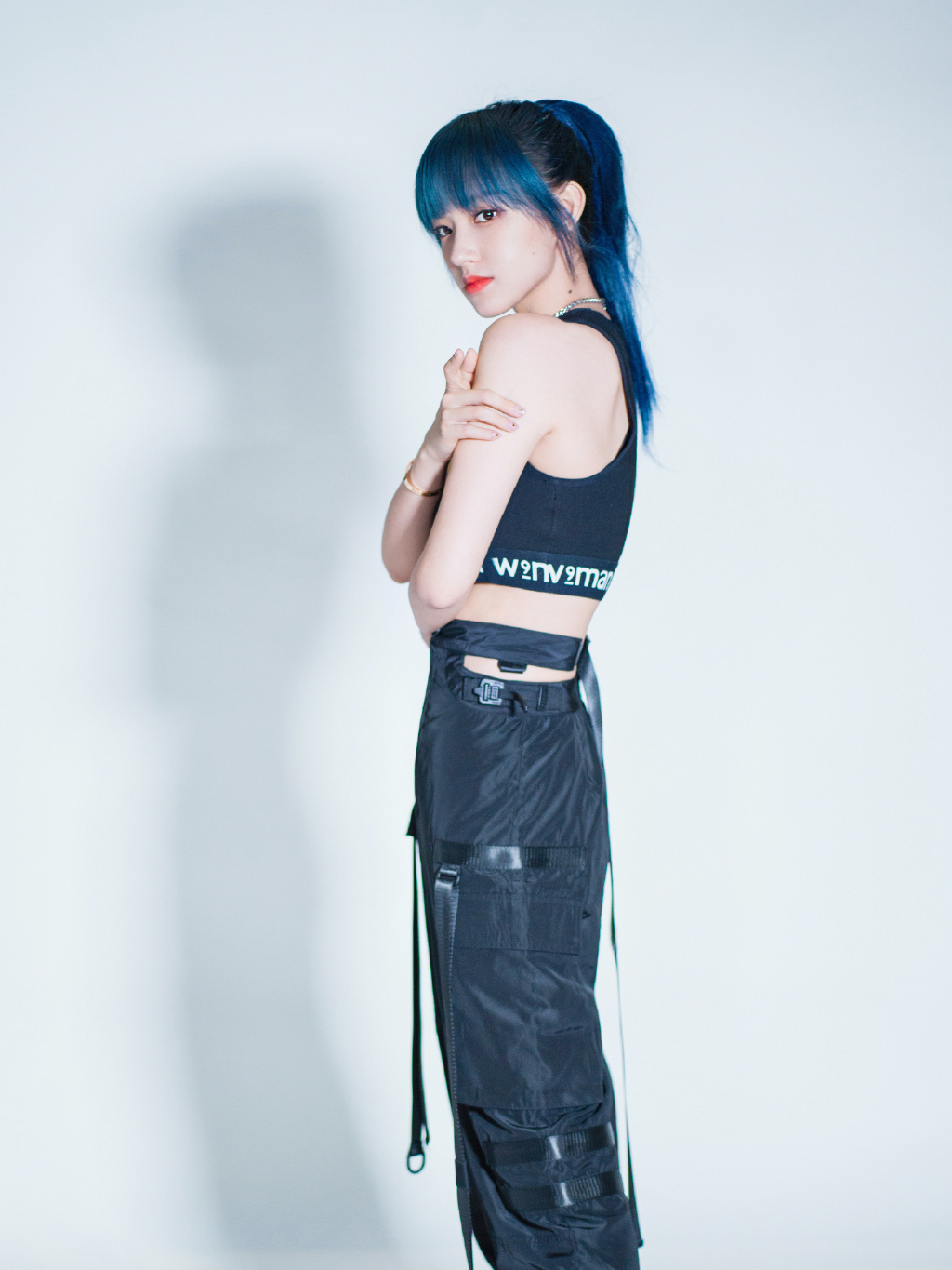 程潇，蓝发少女，靓丽怡人 ​​​
