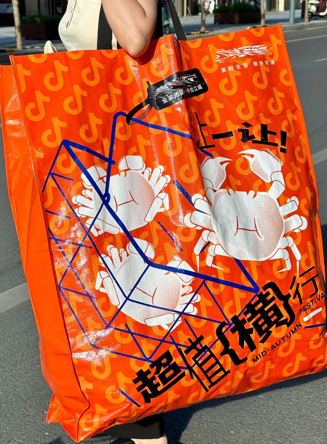 男朋友非要我发出来…