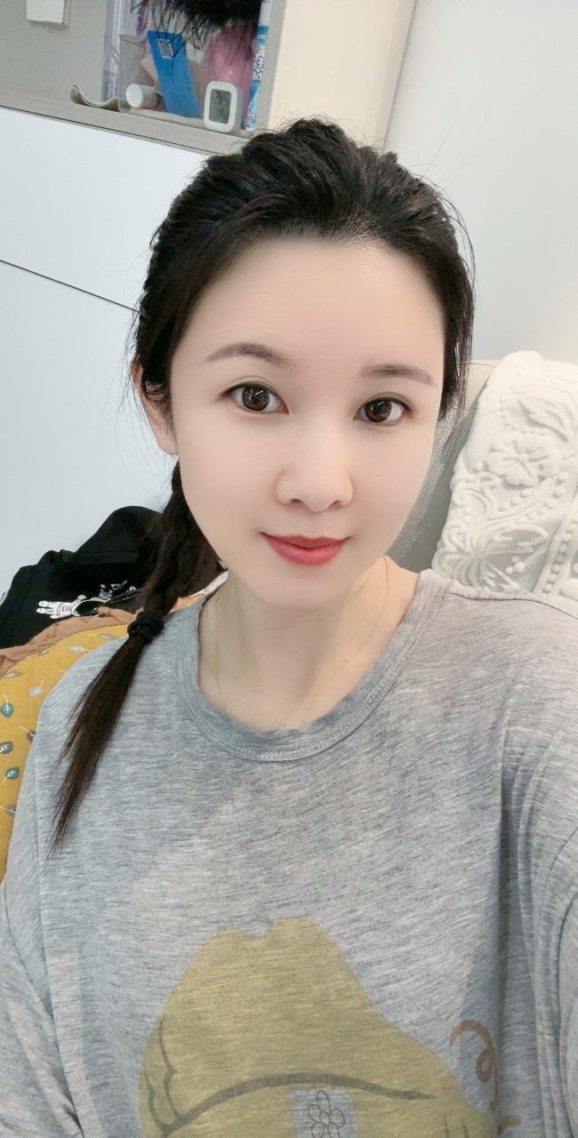生活这碗饭，即难吃又难咽， 每个人都扛着不同的责任，心里都藏着很多委屈...