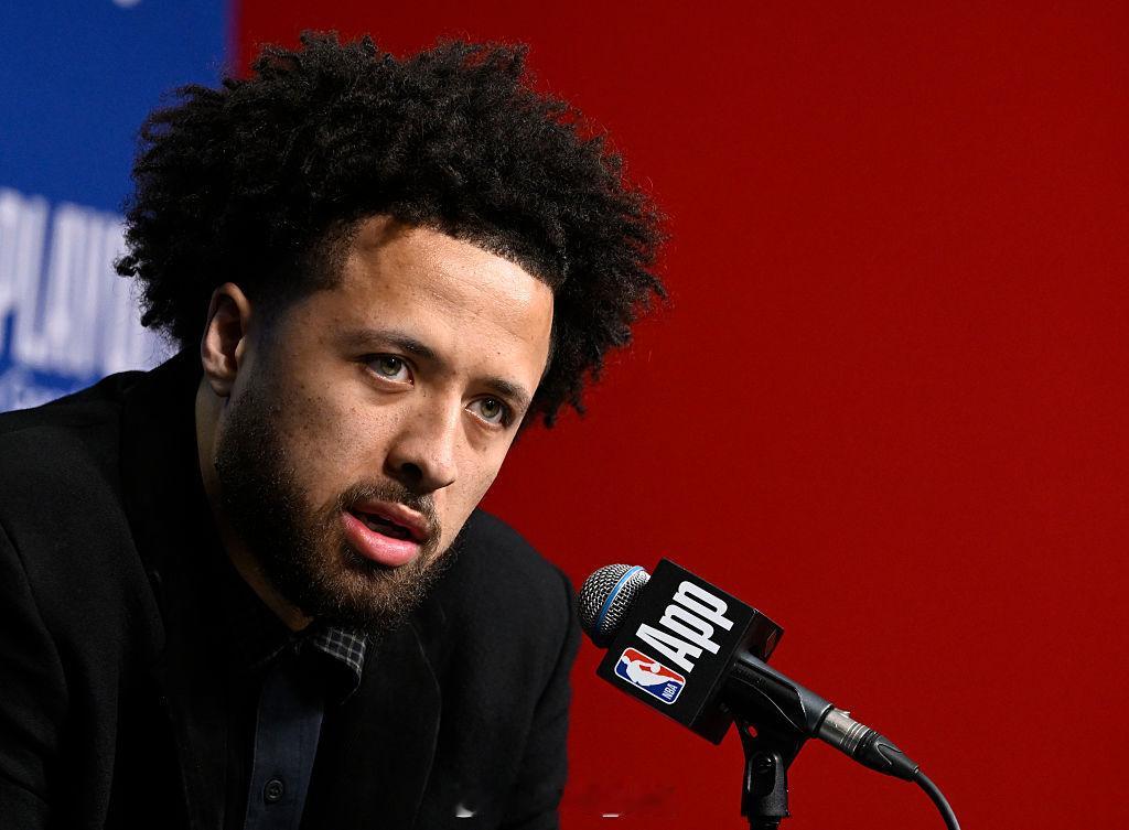 据 ESPN 消息源透露，坎宁安本周将在圣地亚哥牵头举办一场球员自发组织的迷你训