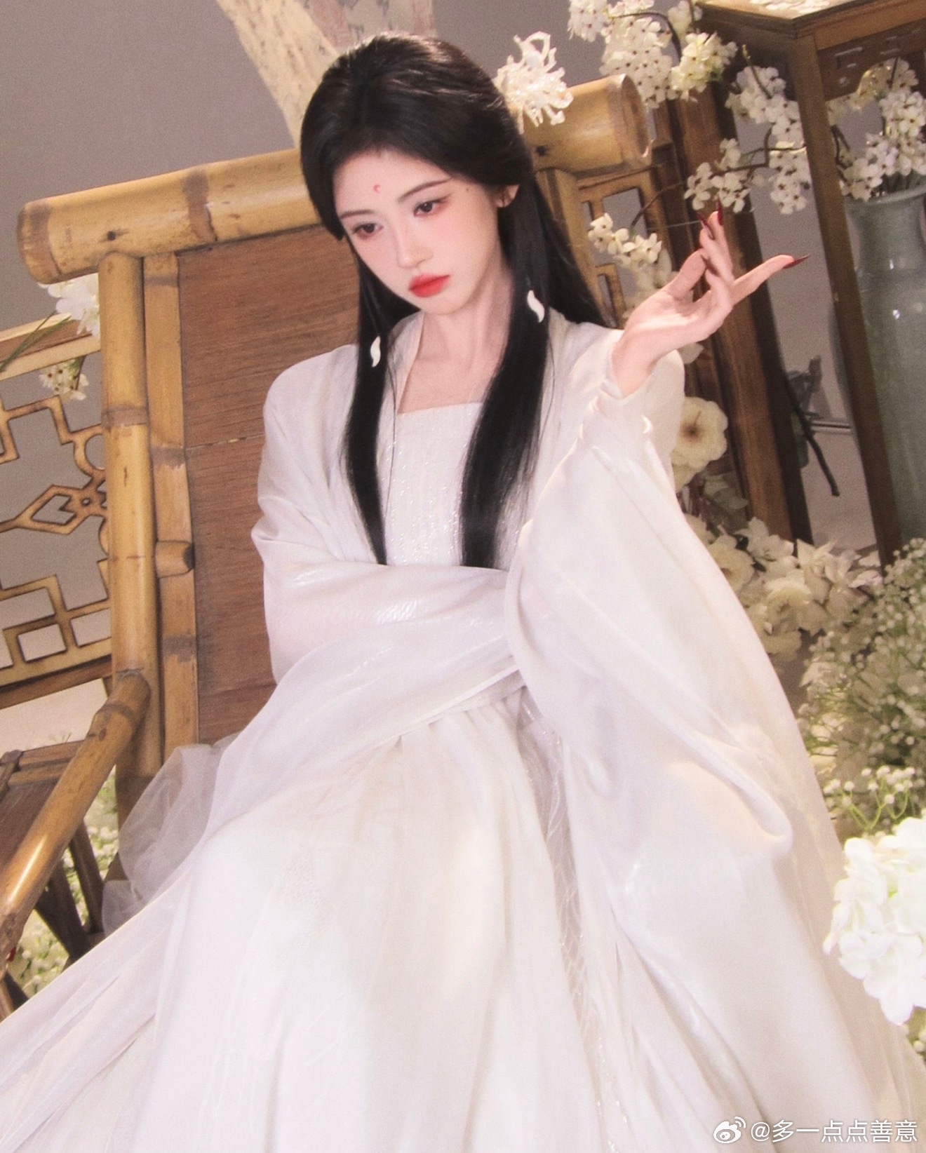 未发现鞠婧祎涉税问题作为路人 她是真争气  我早上顶着这么多骂声 为她说话 这一