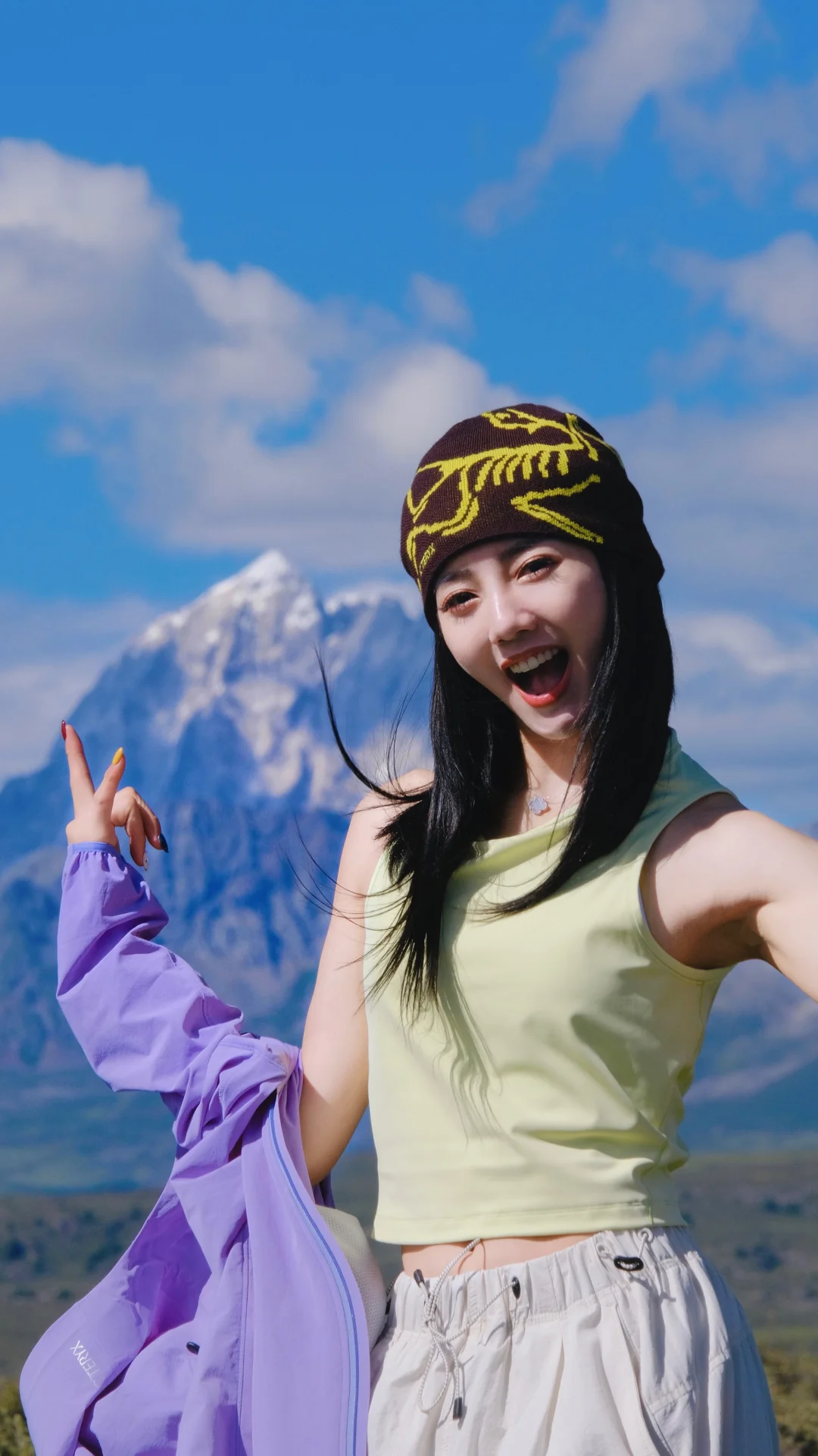 人在翻山越岭，工作过两天再说⛰️✨