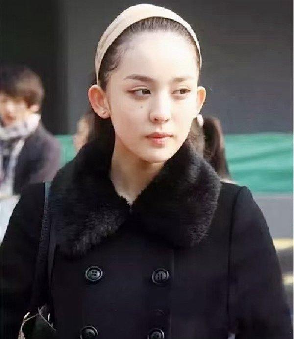 娜扎15年前的北影最美考生娜扎15年前的最美艺考生照🈶，越素越美！我们的宿舍