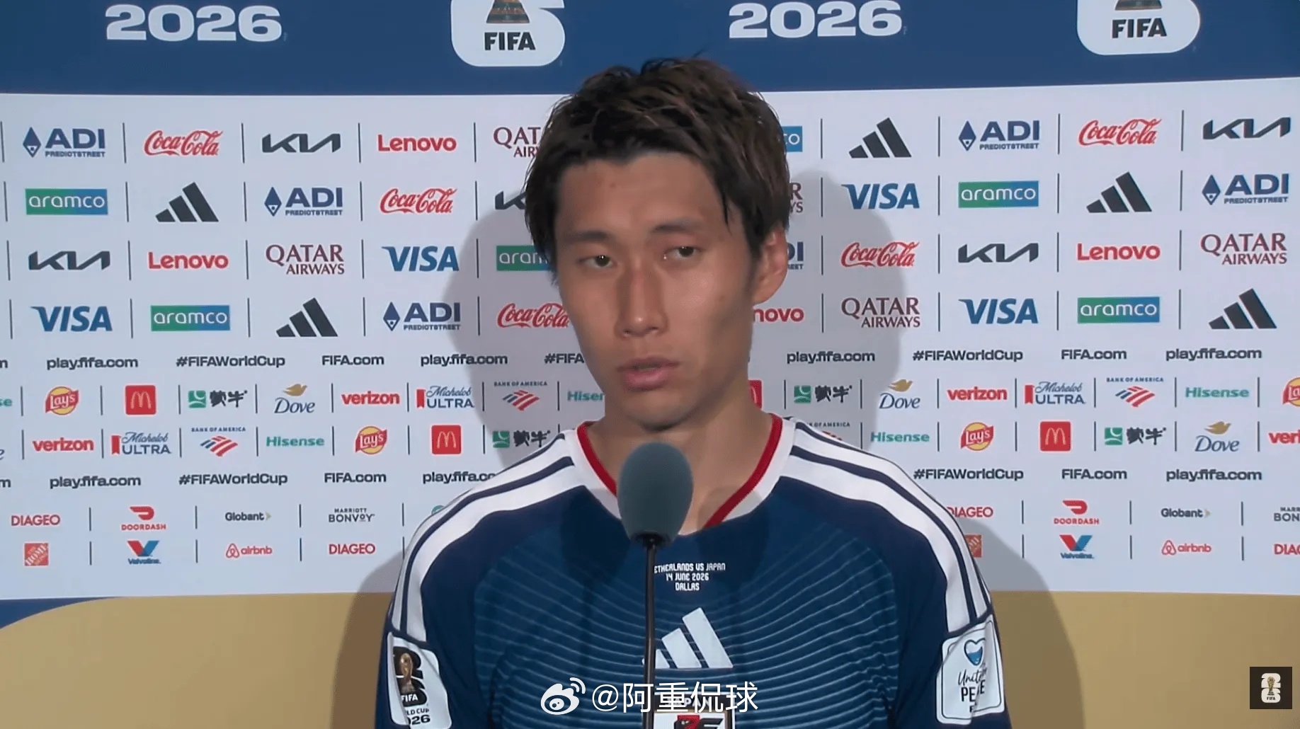日本队在世界杯小组赛首战2-2战平荷兰后，镰田大地在混合区接受了媒体采访。这位第