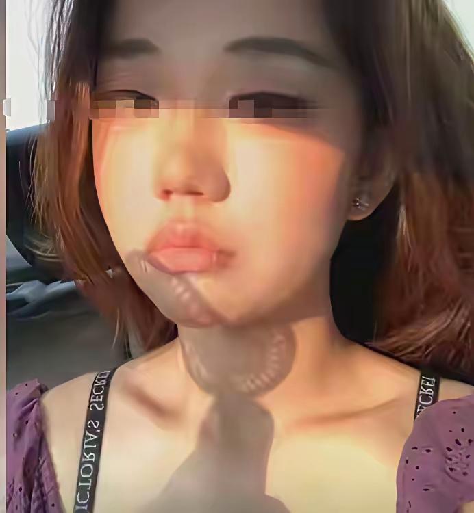 女子这次栽跟头了，诬陷4岁男童摸臀，好比一脚踢在铁板上，谁疼谁知道。
如今4岁男