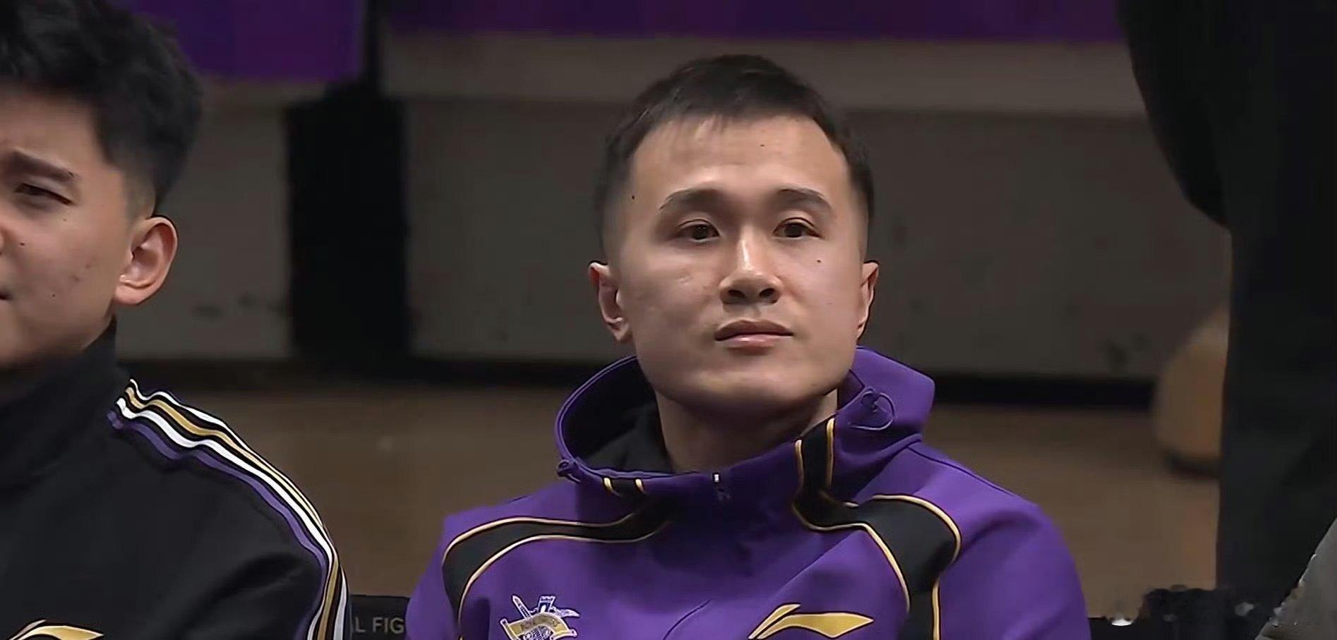 上轮主场输给江苏后，北控开始客场之旅，他们将在下轮面对广东，此前脚伤未愈的沈梓捷